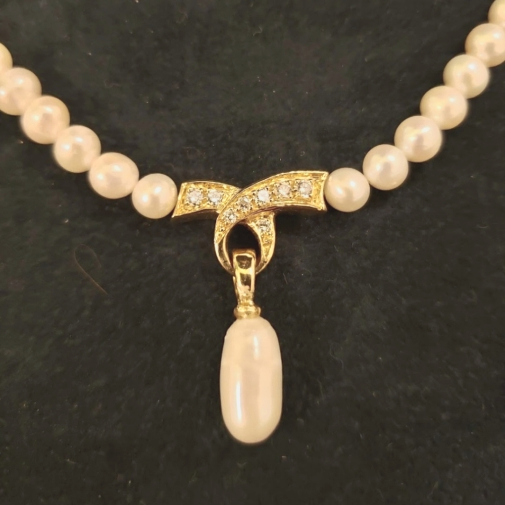 Vintage Freshwater Pearl Necklace